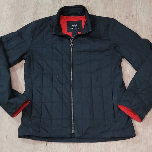 Aether Quilted Jacket - Picture 6 of 9